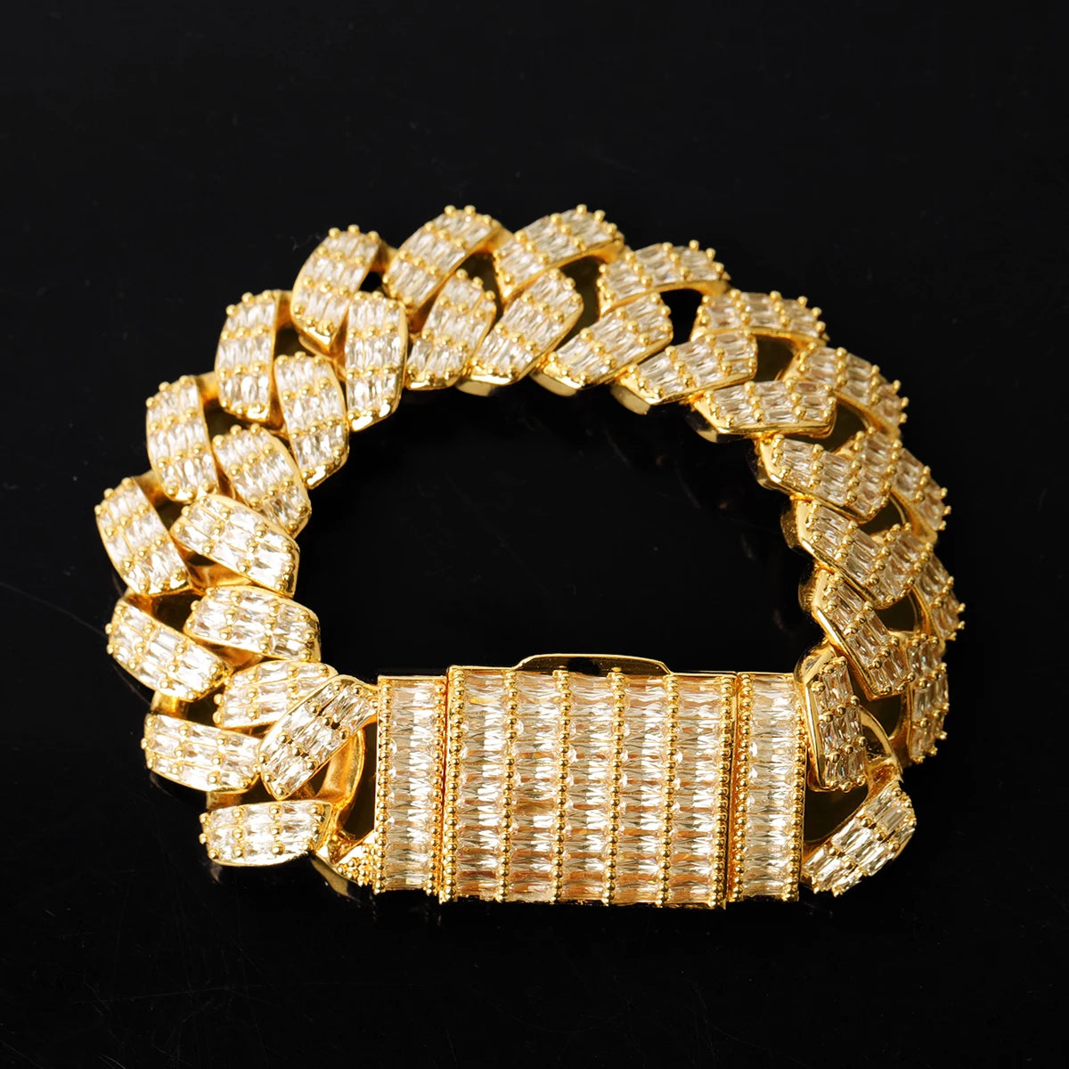 20MM BAGUETTE CUT DIAMOND BRACELET