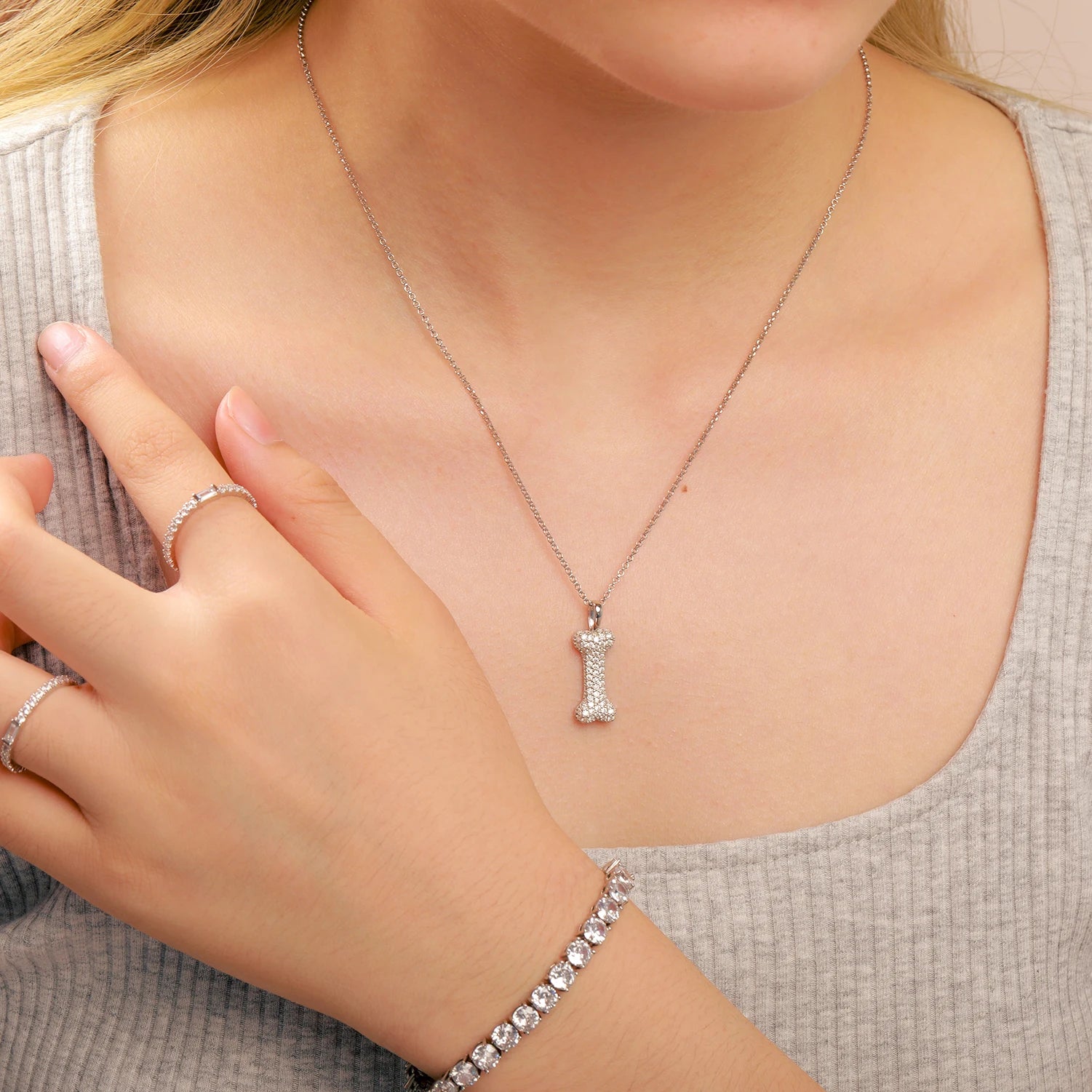 S925 Moissanite Bone Shaped Pendant - Icedgame & Co