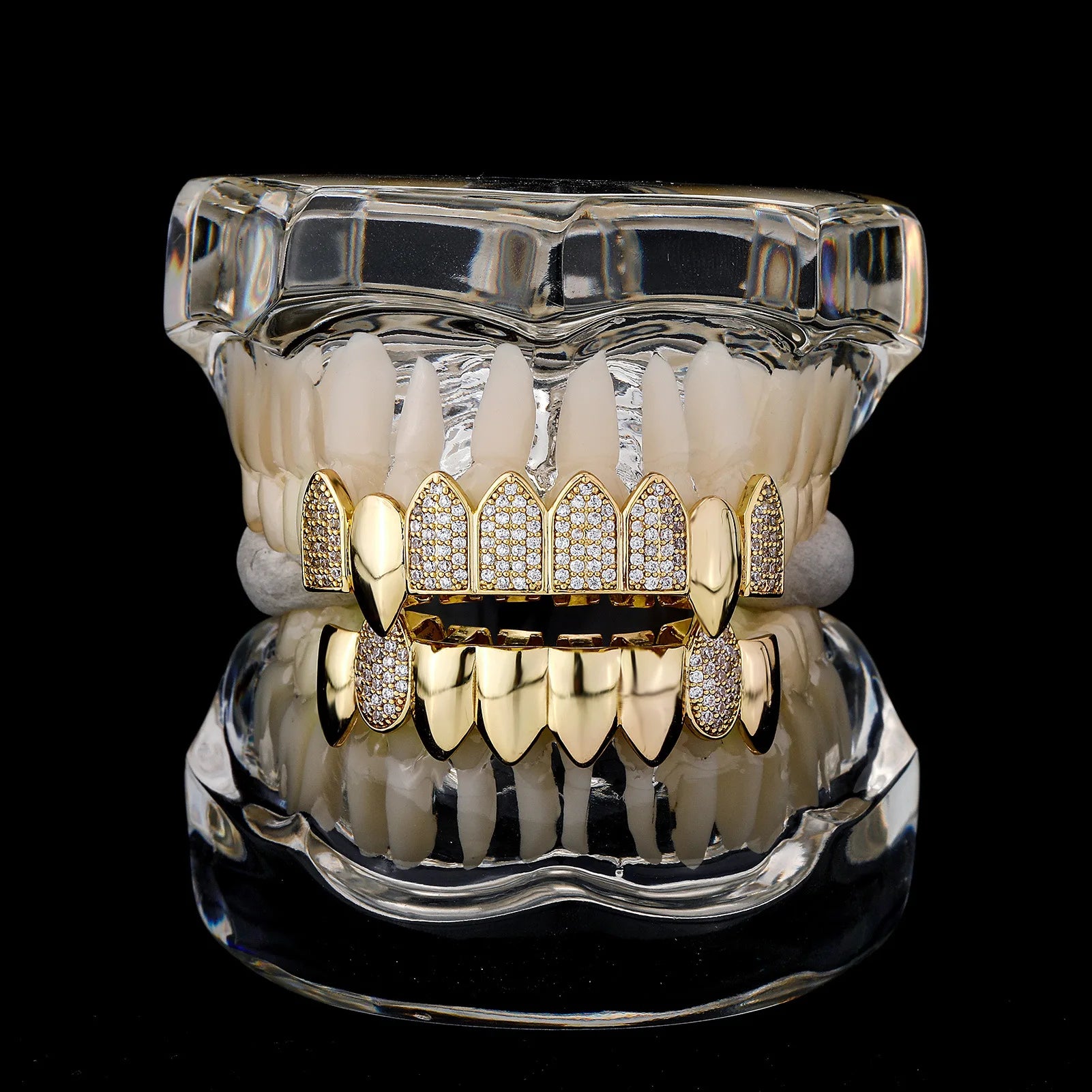 8 Tooth Vam Fang Diamond Gold Grillz - Gold/White Gold