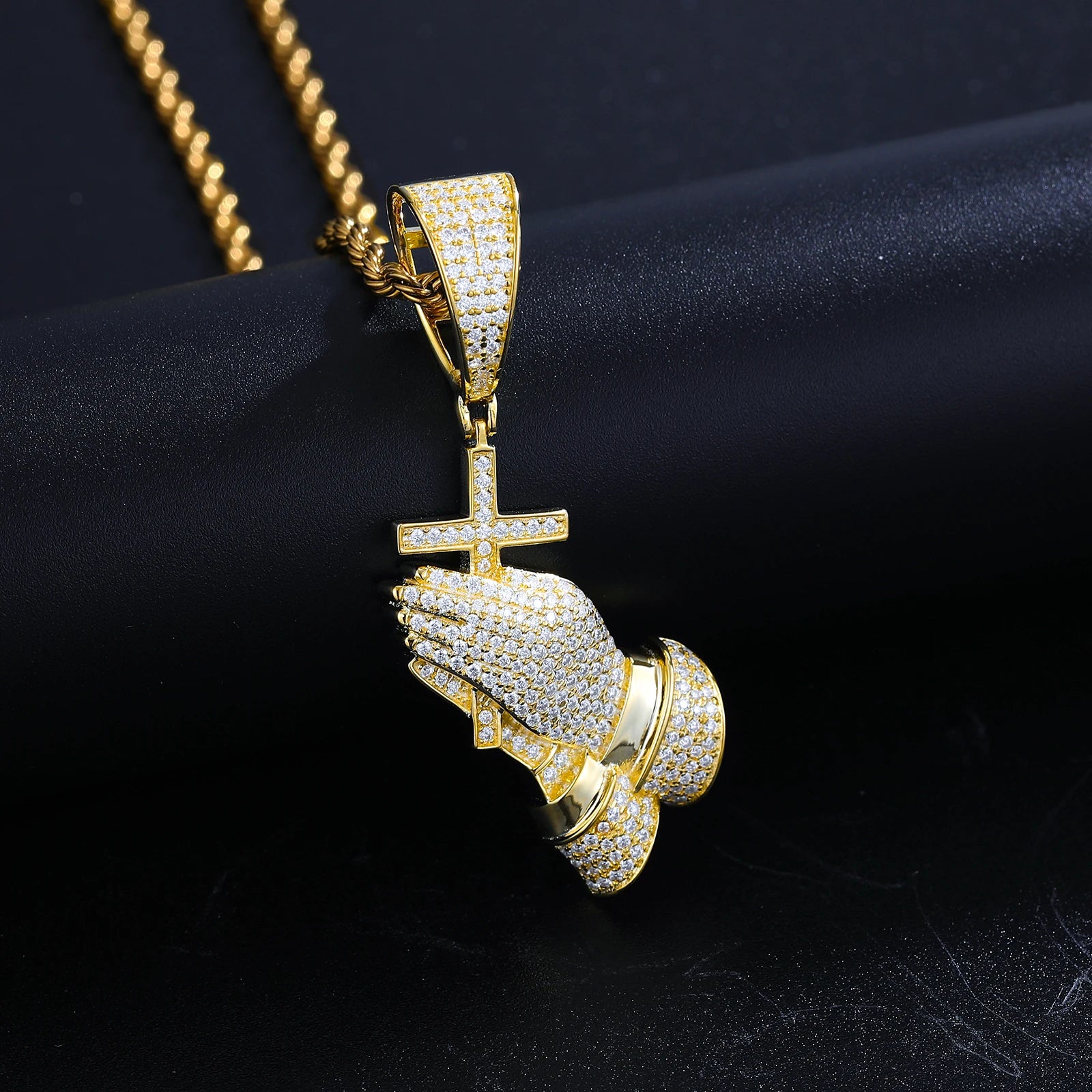 S925 Moissanite Praying Hands Cross Pendant - Icedgame & Co