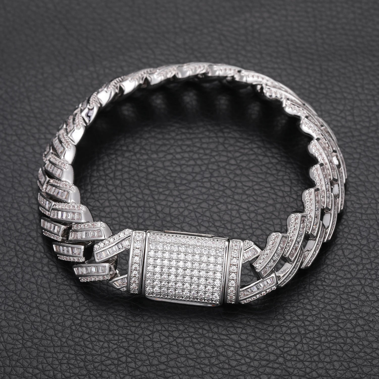 S925 Moissanite Prong Baguette Curved Diamond Cuban Link Chain Necklace - 14mm - Icedgame & Co