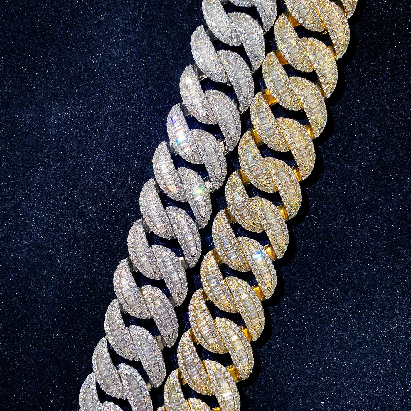 Baguette Curve Cuban Link Chain Necklace - 19mm - Icedgame & Co
