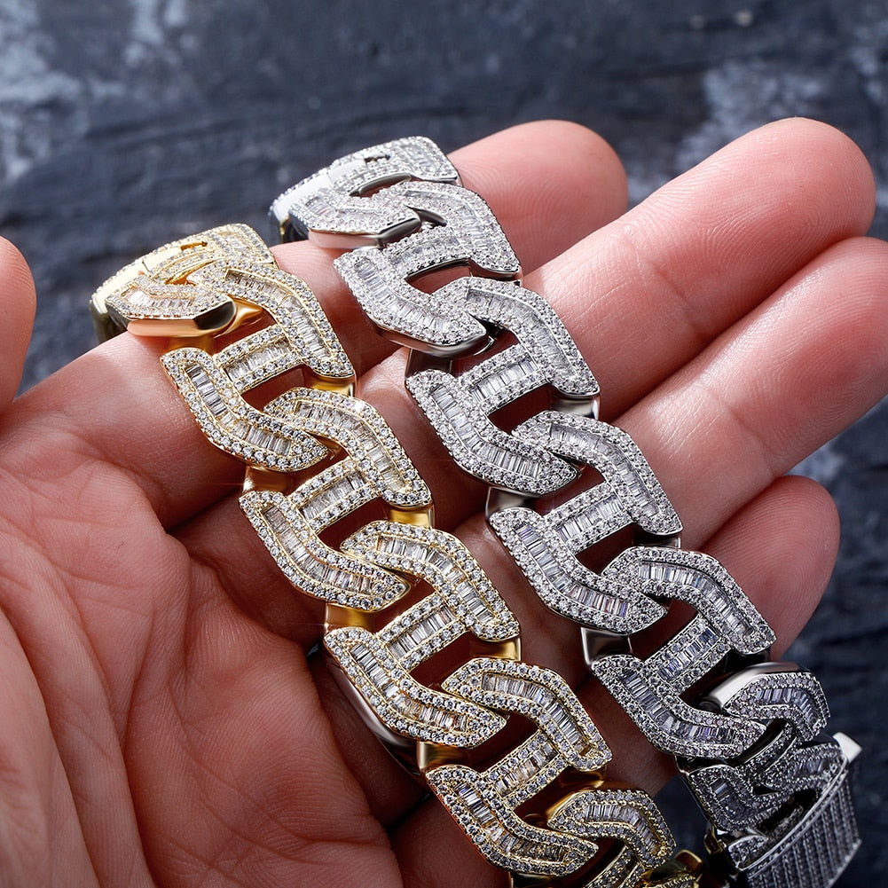 16mm Prong Baguette Curb Chain Link Necklace