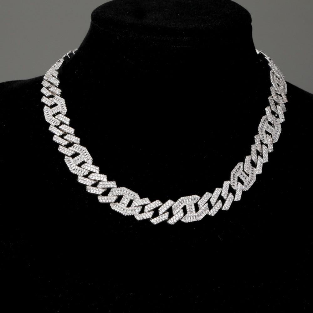 (14MM) PRONG BAGUETTE GUCCI CURB NECKLACE