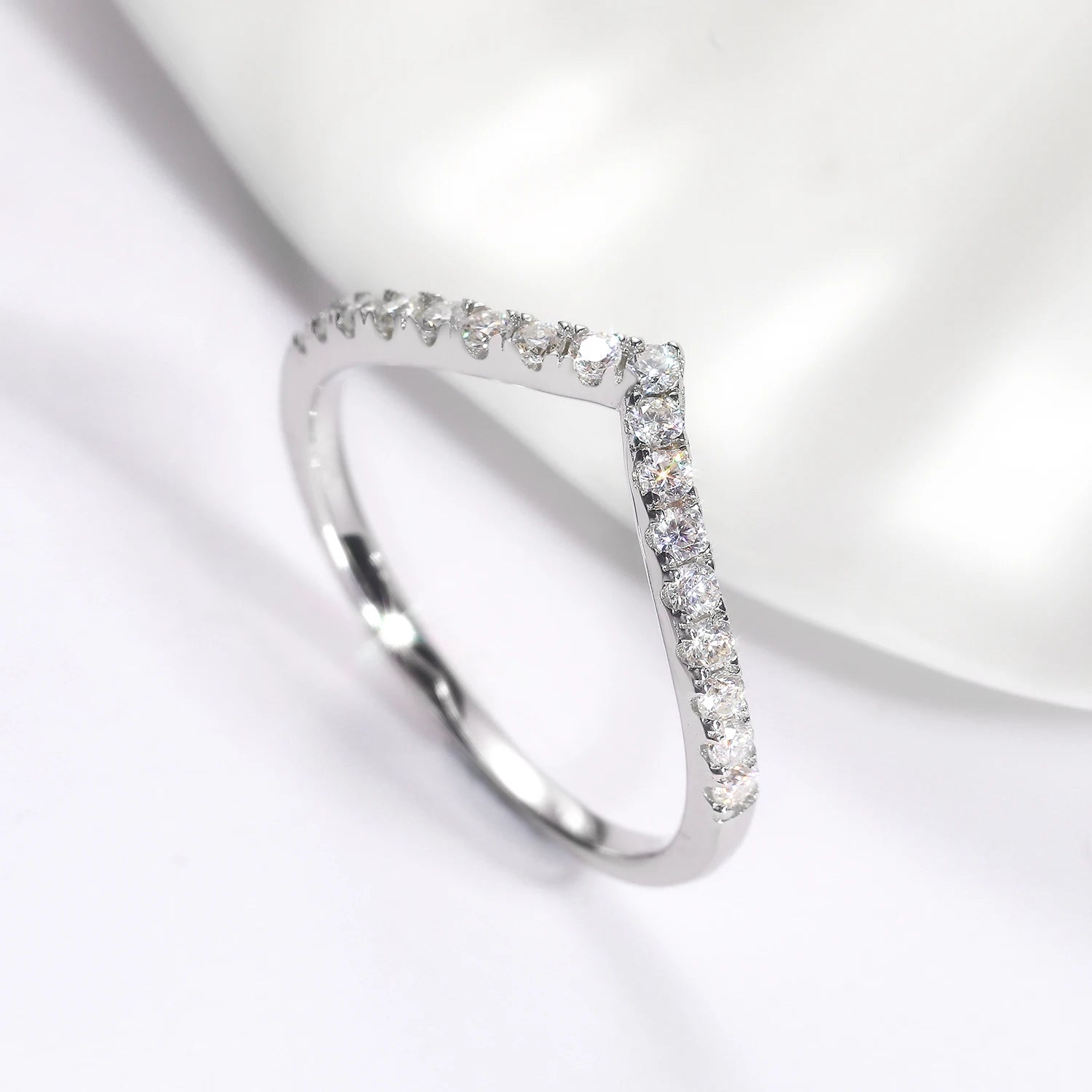 S925 Moissanite V Band Diamond Ring