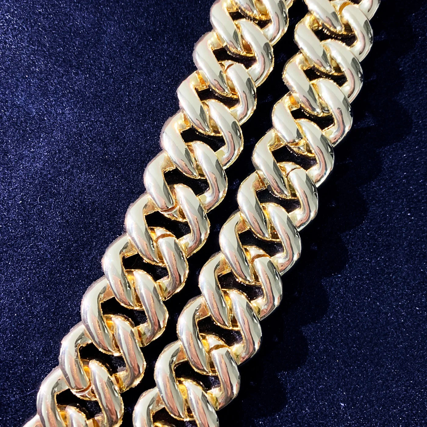 Baguette Curve Cuban Link Chain Necklace - 19mm