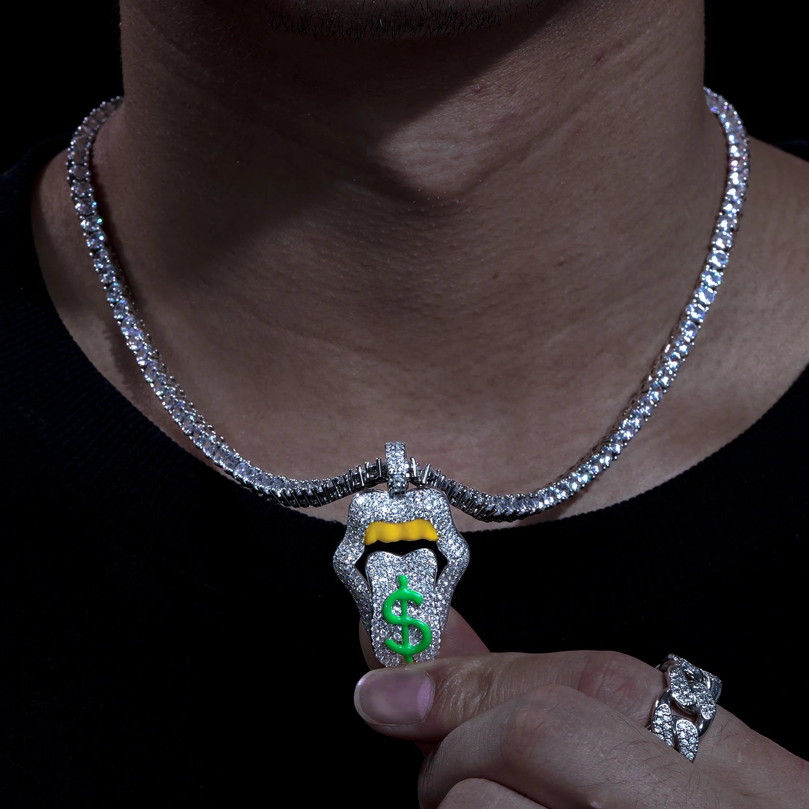 S925 Moissanite Money Lips Diamond Pendant Necklace