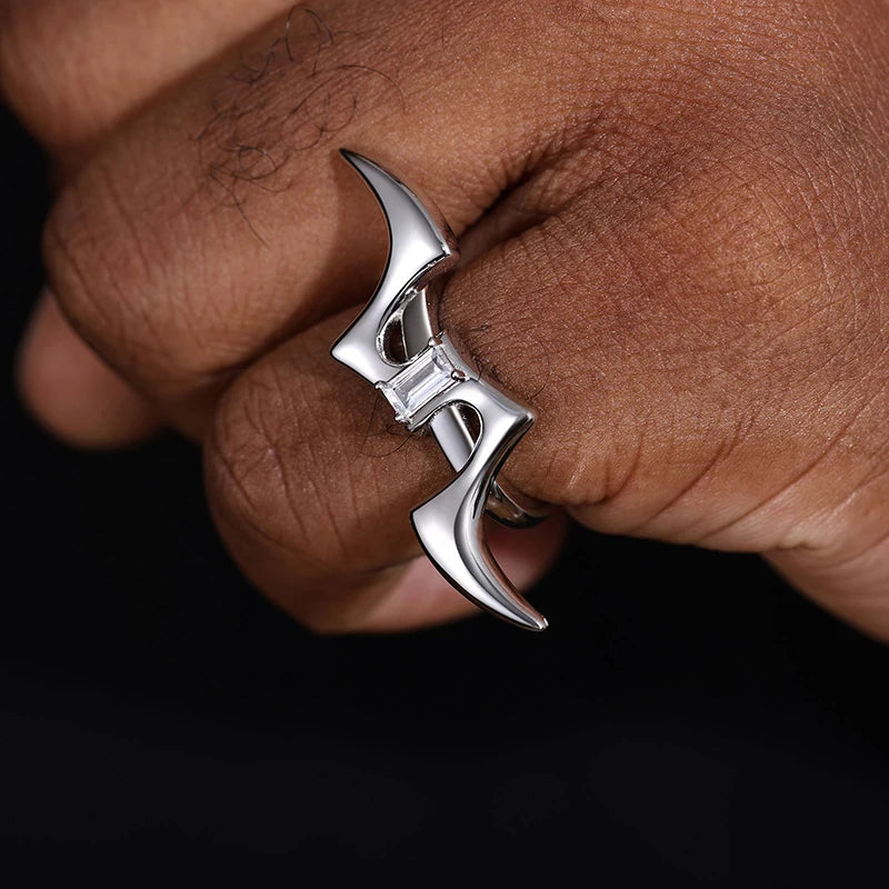 S925 Moissanite Baguette Cut Gothic Blade Ring