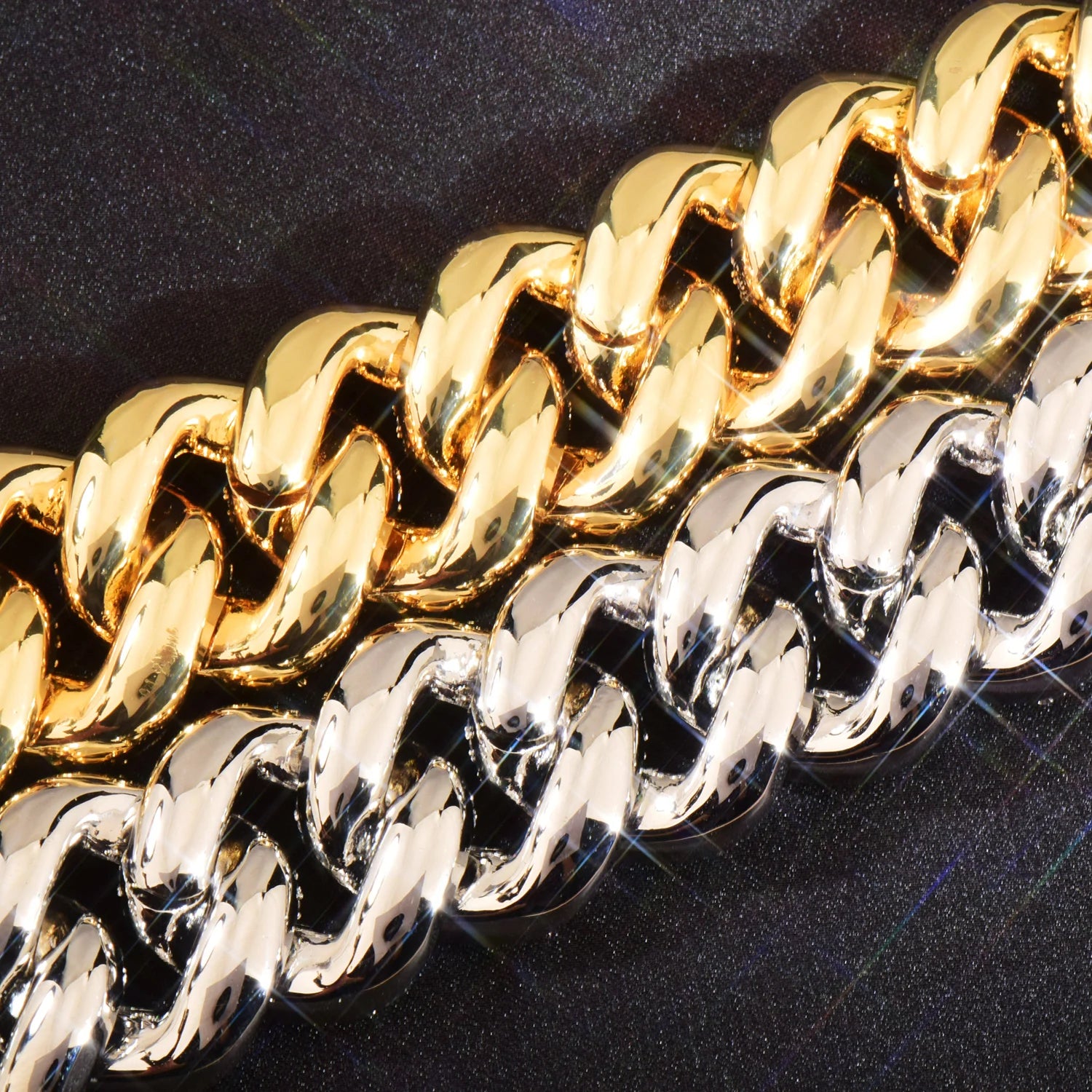 20mm Iced Out Baguette Curve Diamond Cuban Link Chain