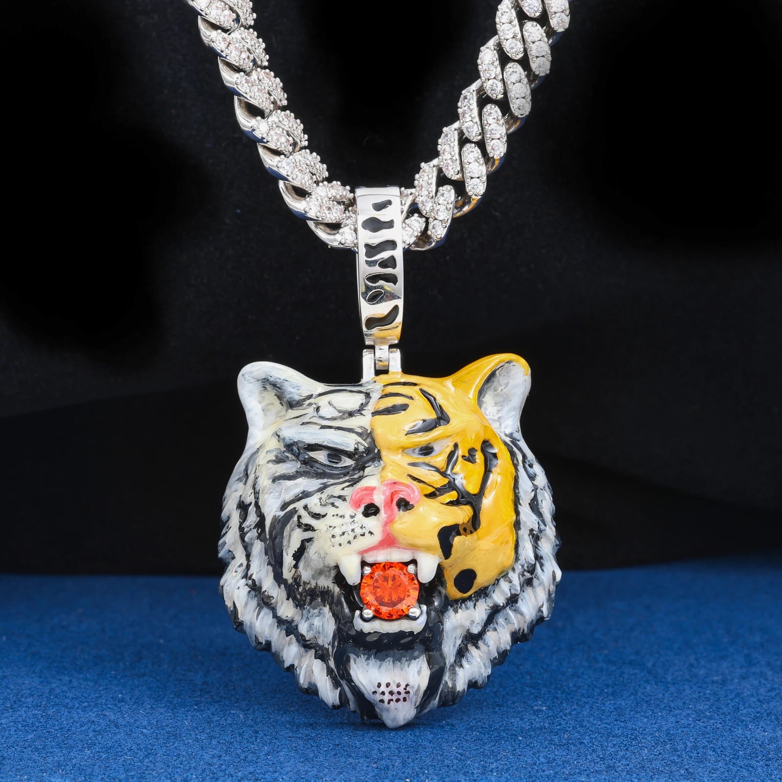 S925 Moissanite Enamel Tiger Head Pendant