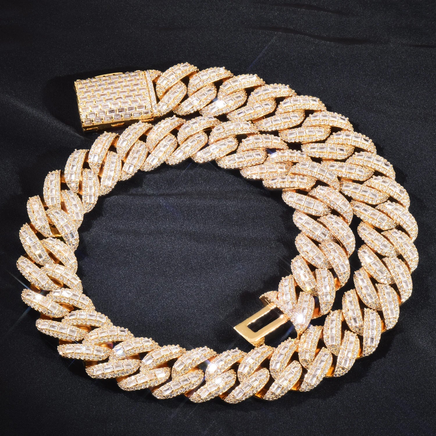 20mm Iced Out Baguette Curve Diamond Cuban Link Chain