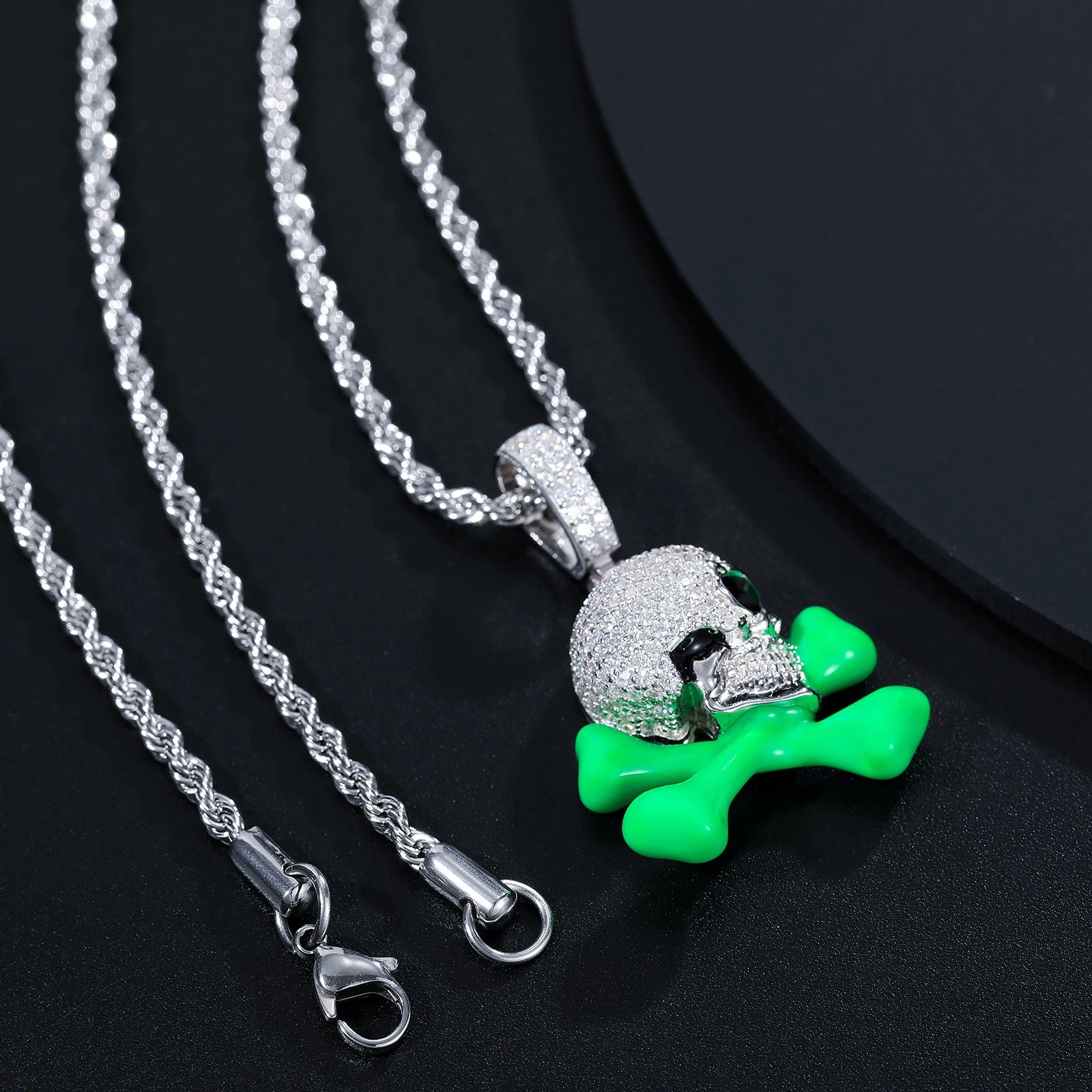 S925 Moissanite Luminous Skull & Bones Pendant - Icedgame & Co