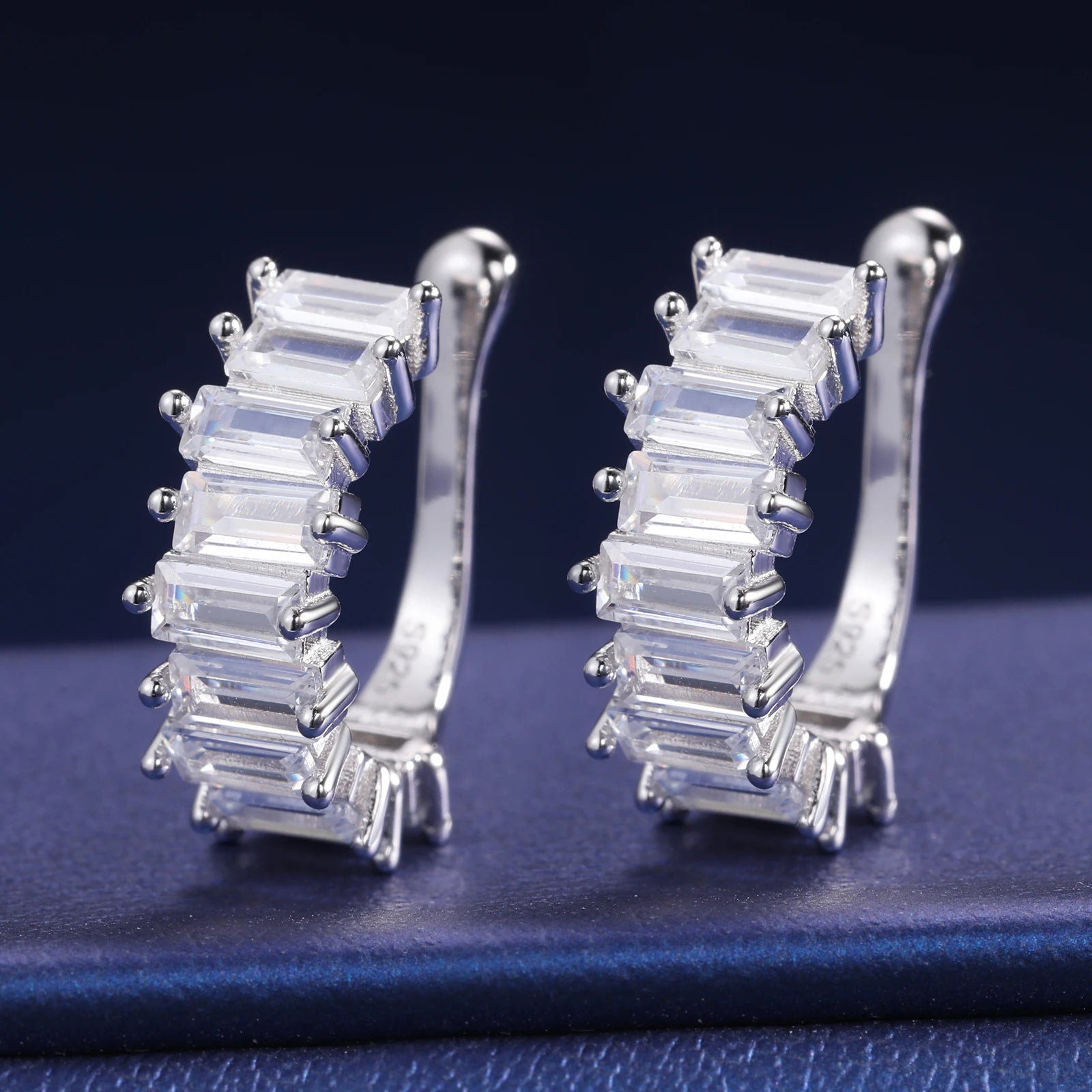 S925 Moissanite Baguette Cuff Earrings – White Gold