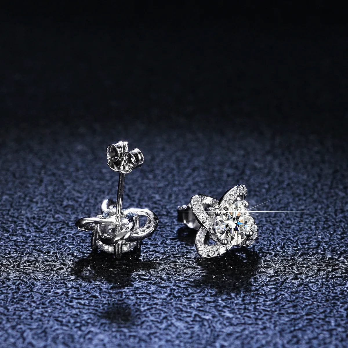 Luxury Platinum Moissanite Diamond Lucky Four-Leaf Clover Stud