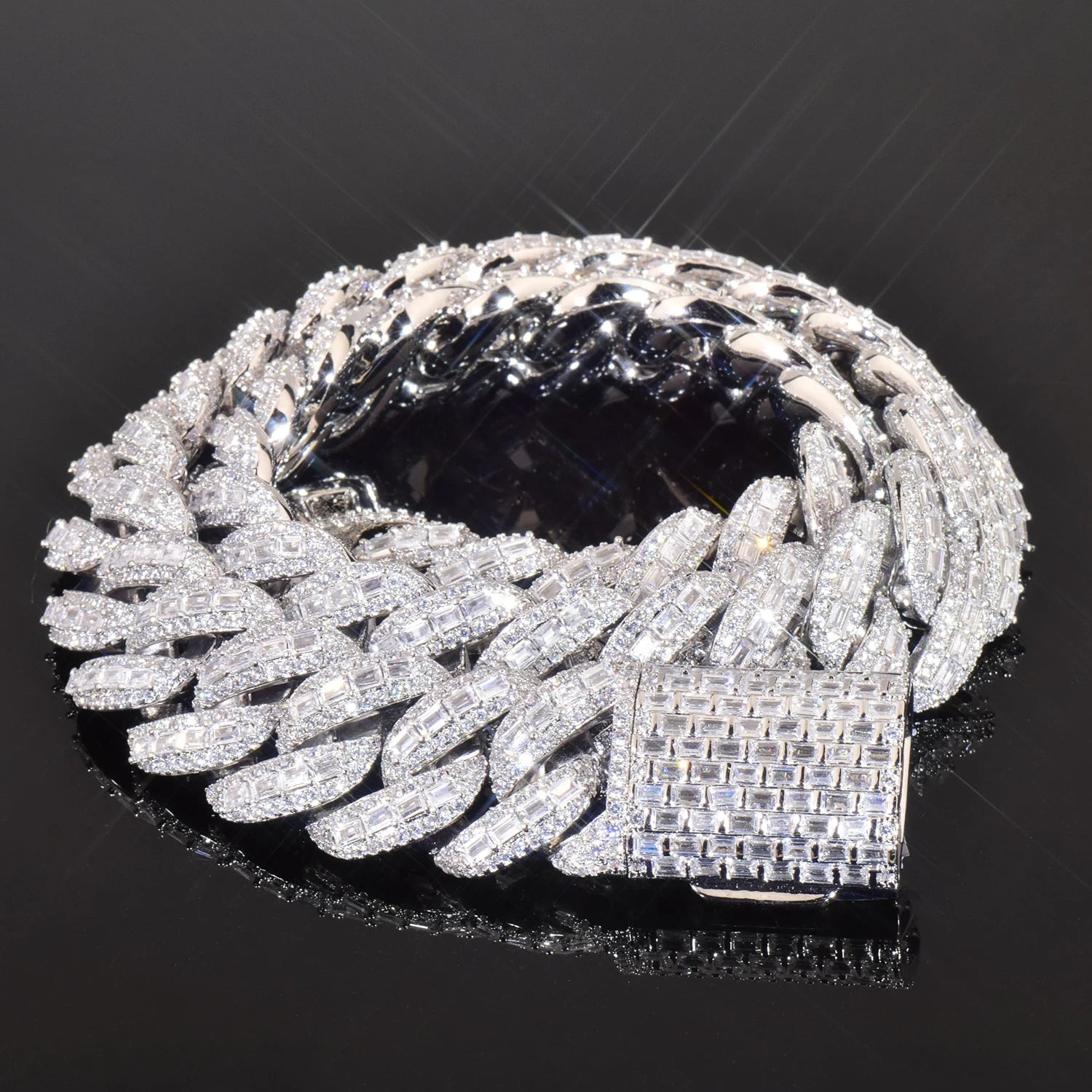 20mm Iced Out Baguette Curve Diamond Cuban Link Chain