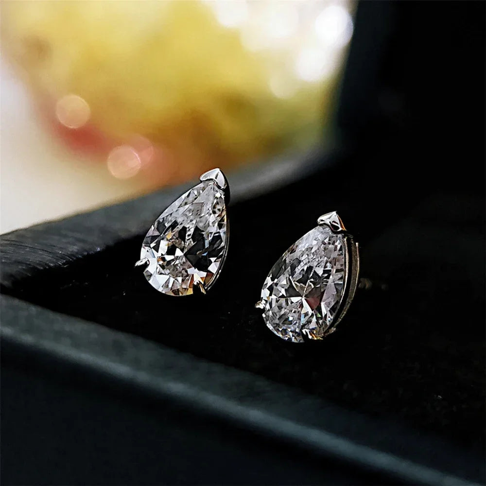 Women's S925 Moissanite Pear Diamond Stud Earrings