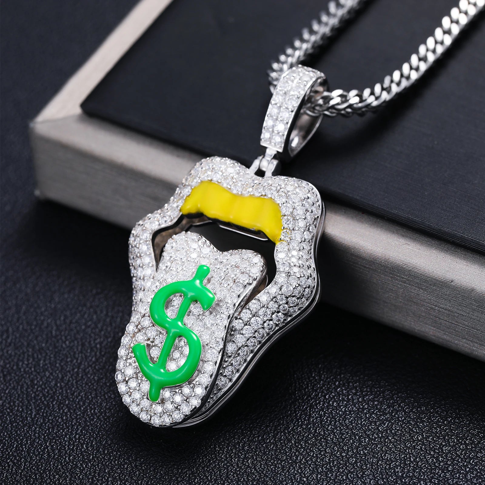 S925 Moissanite Money Lips Diamond Pendant Necklace