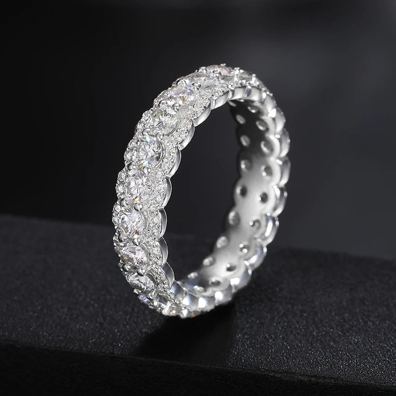 S925 Moissanite Round Clustered Diamond Ring