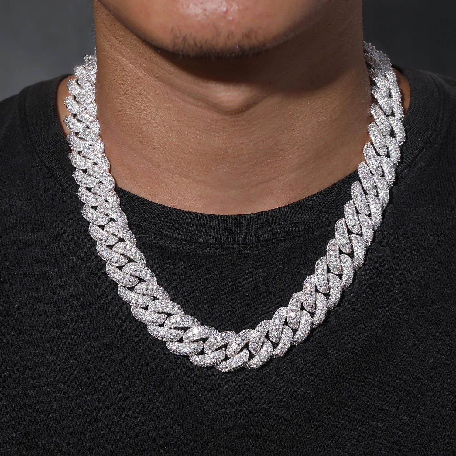 18MM ICED OUT DIAMOND CURVE CUBAN LINK CHAIN NECKLACE - WHITE GOLD