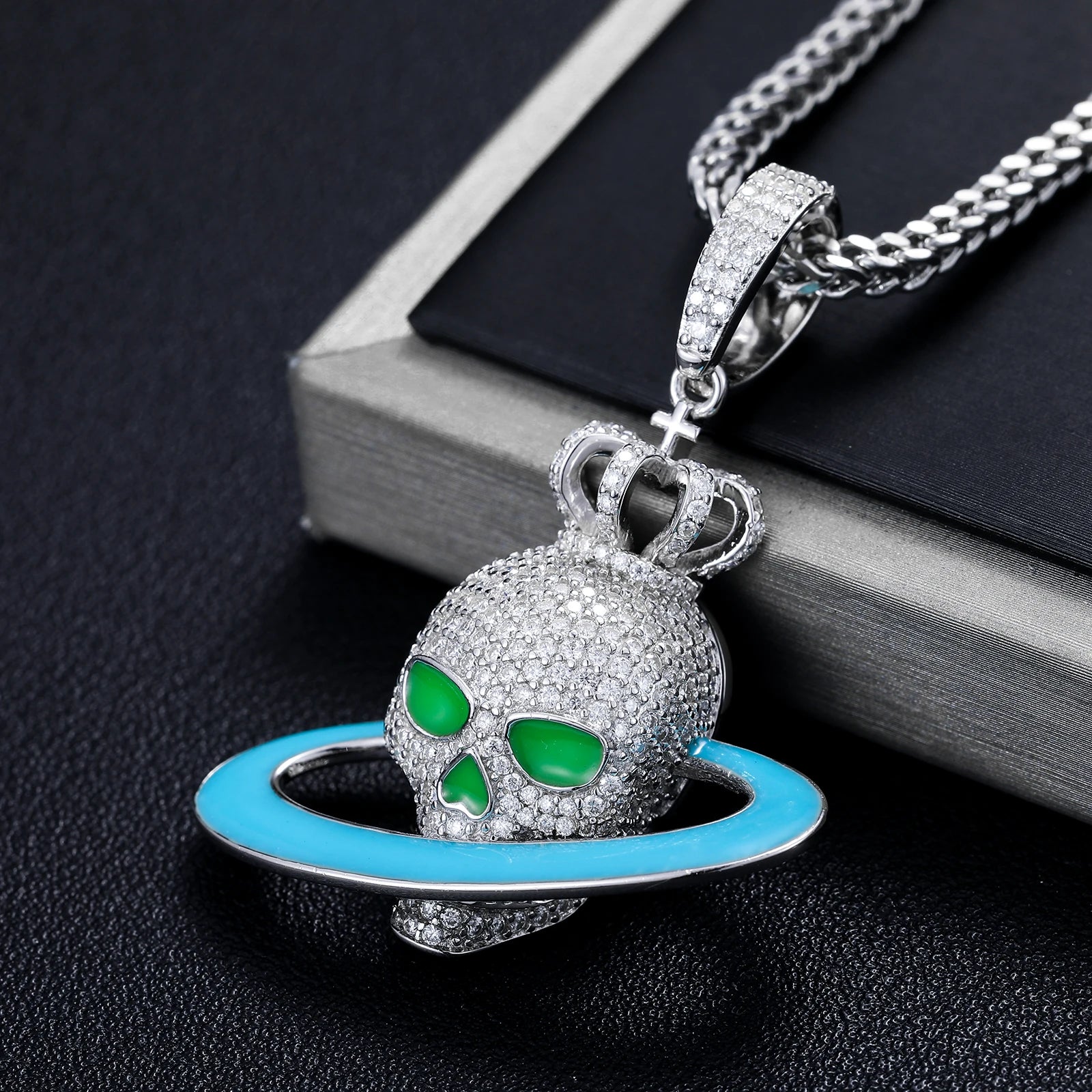 S925 Moissanite Luminous Saturn Skull Pendant - Icedgame & Co