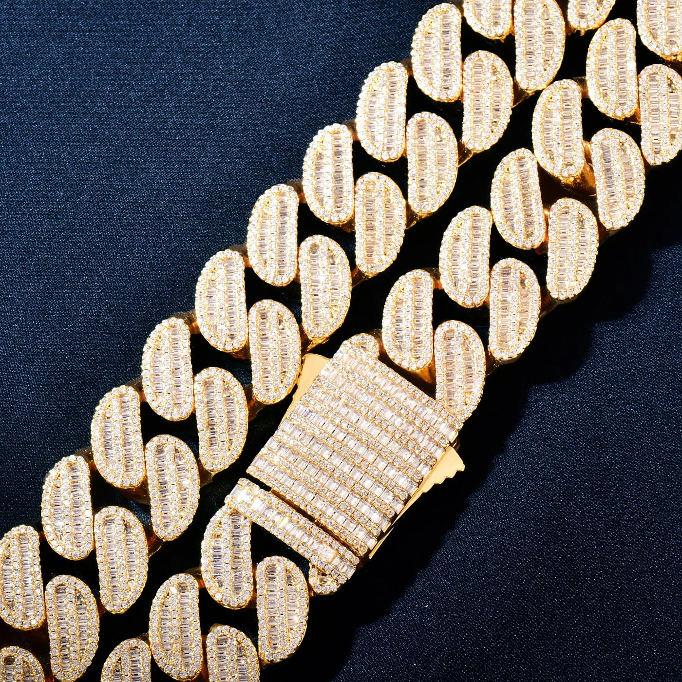 Miami Baguette Cuban Link Chain Bracelet - 21mm - Icedgame & Co