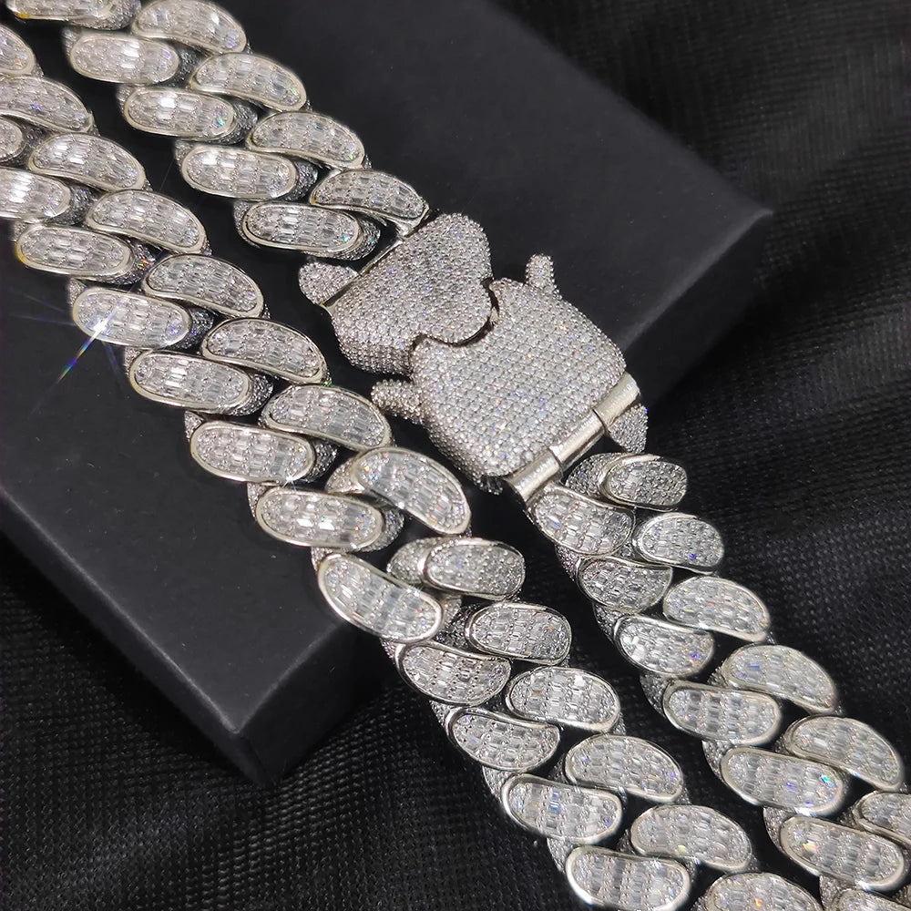18MM Miami Baguette Diamond Buckle Link Chain Necklace