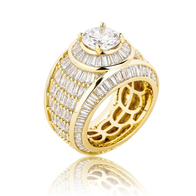 Baguette Clustered Diamond Band Ring in Gold / White Gold