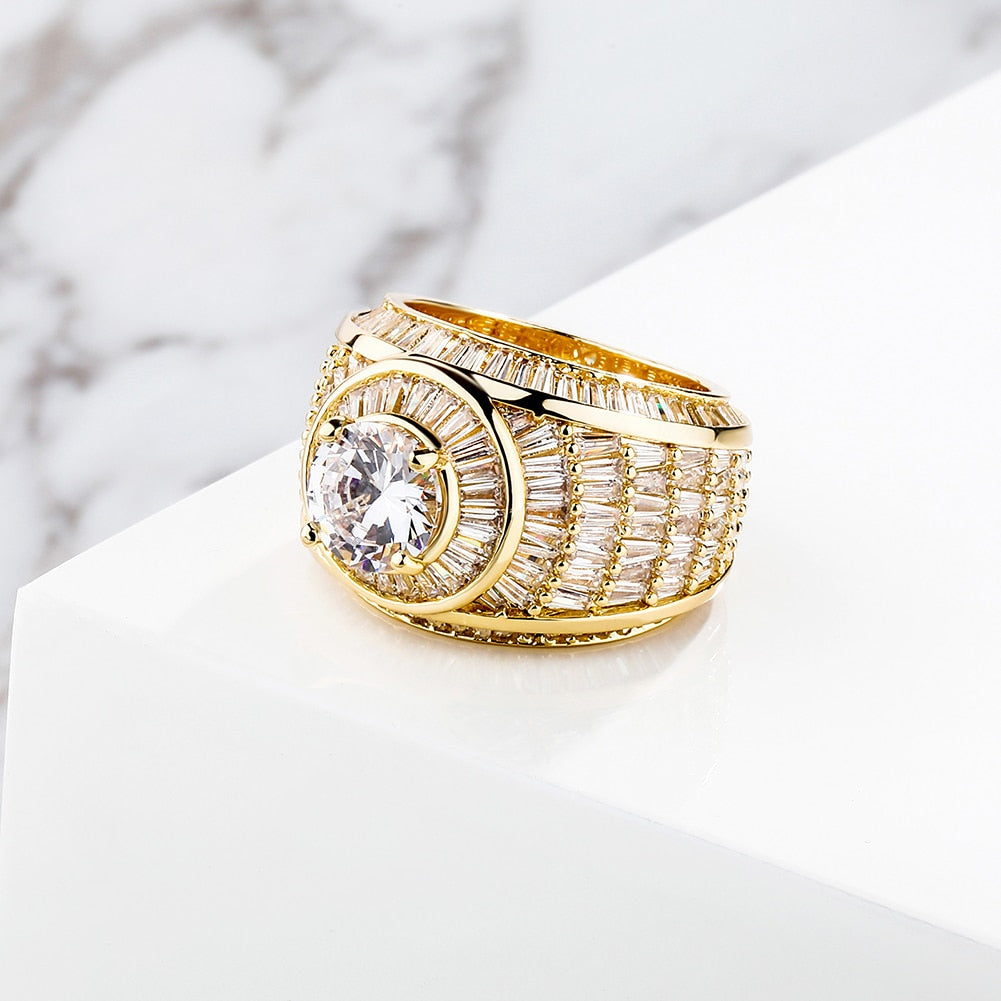 Baguette Clustered Diamond Band Ring in Gold / White Gold